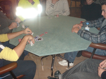 20101214125538-mesa-final-4-jugadores.jpg