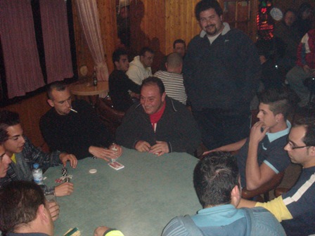 20101214125630-dos-ultimas-mesas-1.jpg