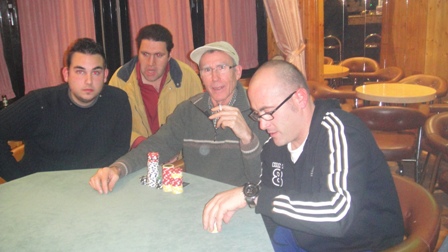 20101227144927-tres-primeros-clasificados.jpg