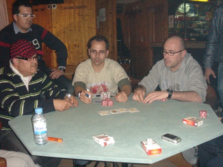 20110311192458-mesa-final-3-primeros-clasificados.jpg