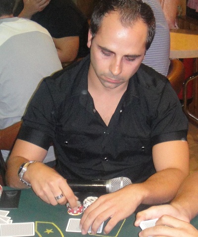 20111002123257-joselbaink.jpg