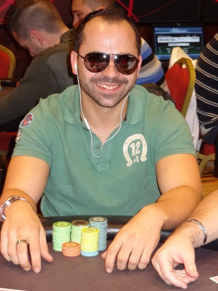 20111218053354-joselbaink-blog.jpg