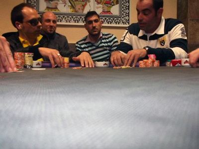 20120103213626-joselbaink-vs-vivo.jpg