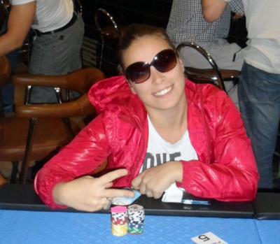MARÍA PASA CON 35.100 PUNTOS.